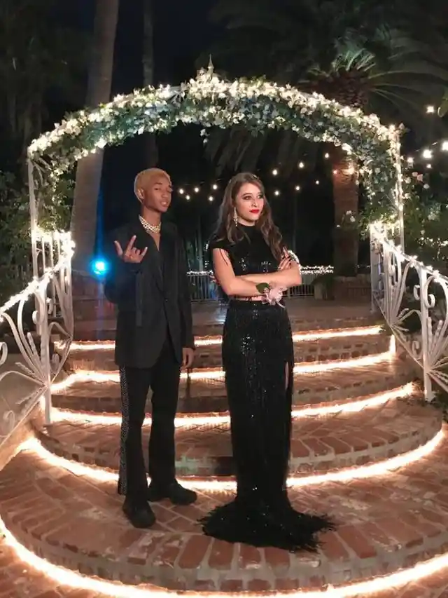How Hollywood's Teens Do Prom