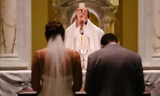 After A Bride Found Out Her Fiancé Was Cheating, She Got The Most Epic Revenge At The Altar