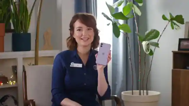 She Became The AT&T Saleswoman