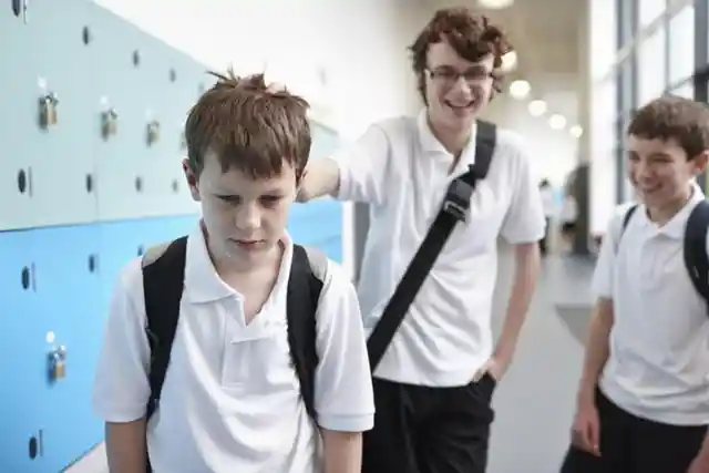Strangers See Kid Getting Bullied, Their Reaction Is Shocking