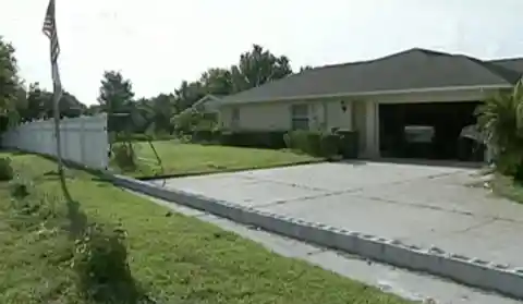 Old Man Teaches His Neighbor A Lesson After He Blocks His Driveway