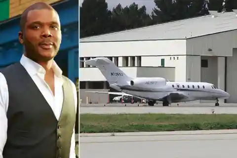 25 Jaw Dropping Celebrity Private Jets and Yachts – They Would Never Think About Taking a Public Flight!