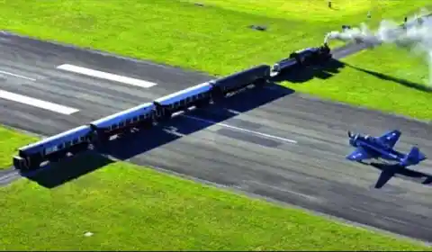 World’s Most Dangerous Airport Landings That Will Send Chill Down Your Spine