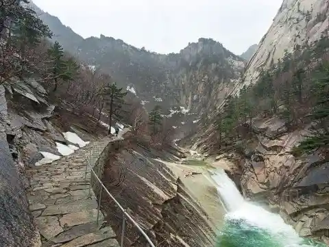 MOUNT KUMGANG (NORTH KOREA)