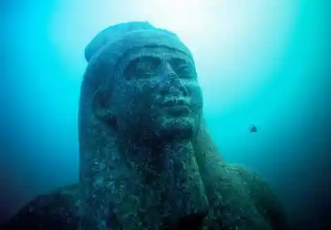 Real Life Indiana Jones Finds The Lost Egyptian City of Heracleion Submerged Underwater