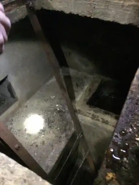 Handyman Helps Scared Homeowner Finally Open This Trap Door And Immediately Regrets The Decision