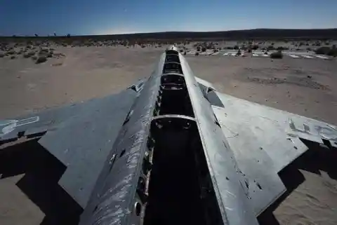 WRECKED AIRPLANE