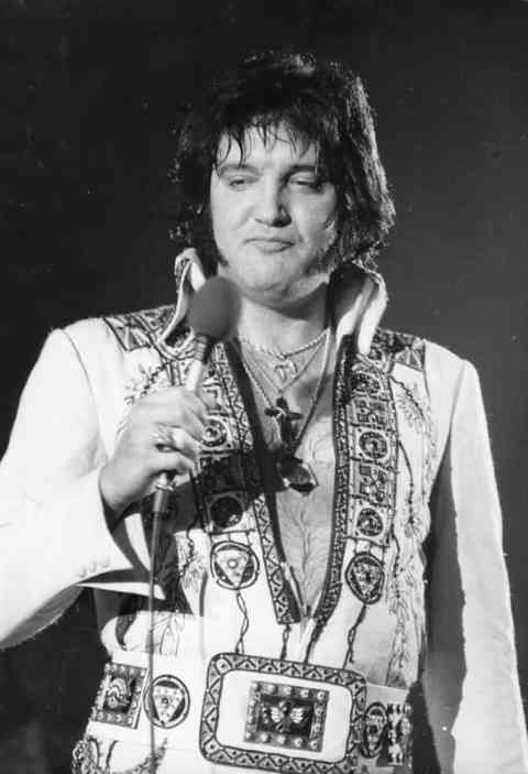 28 Shocking Facts About Elvis Presley