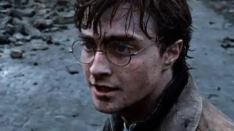 Daniel Radcliffe Went Through 160 Pairs Of Prop Glasses Throughout All Of The Movies