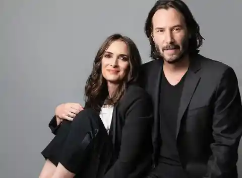 2. Winona Ryder and Keanu Reeves Are 'Married'