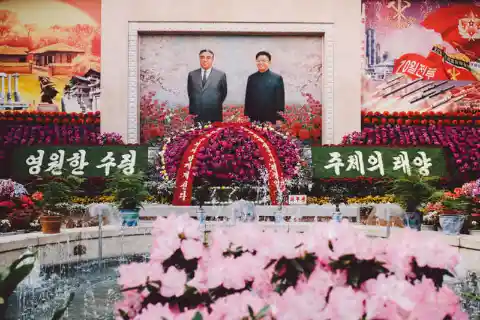 This Photog's Pics Show A Human Side To North Korea