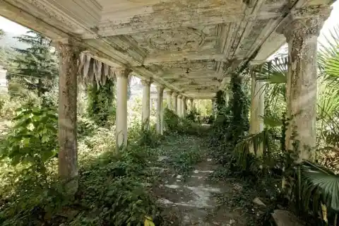 Locations That Have Been Abandoned For Years