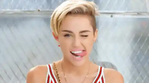 Miley Cyrus - Dominican Republic