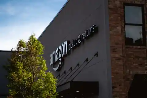 Amazon Driver Fired After Woman Seen Exiting Delivery Van